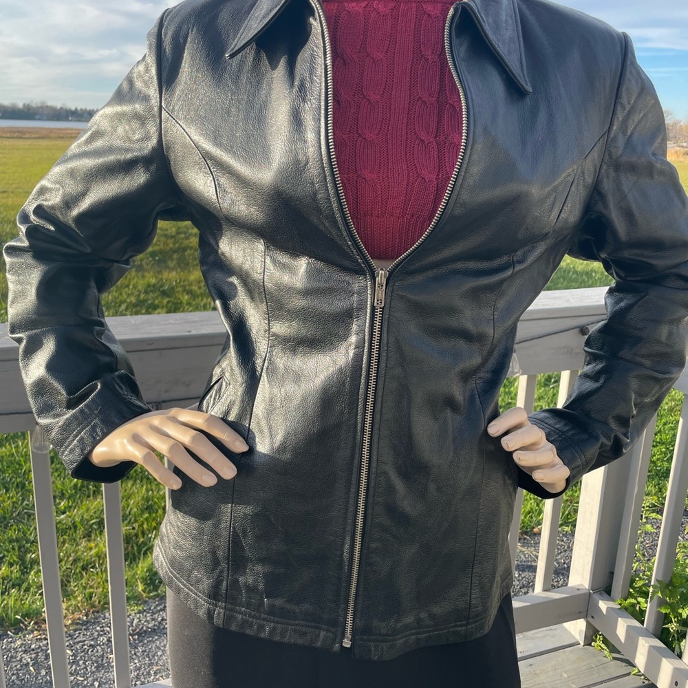 Leather jacket - Picture 4 of 10